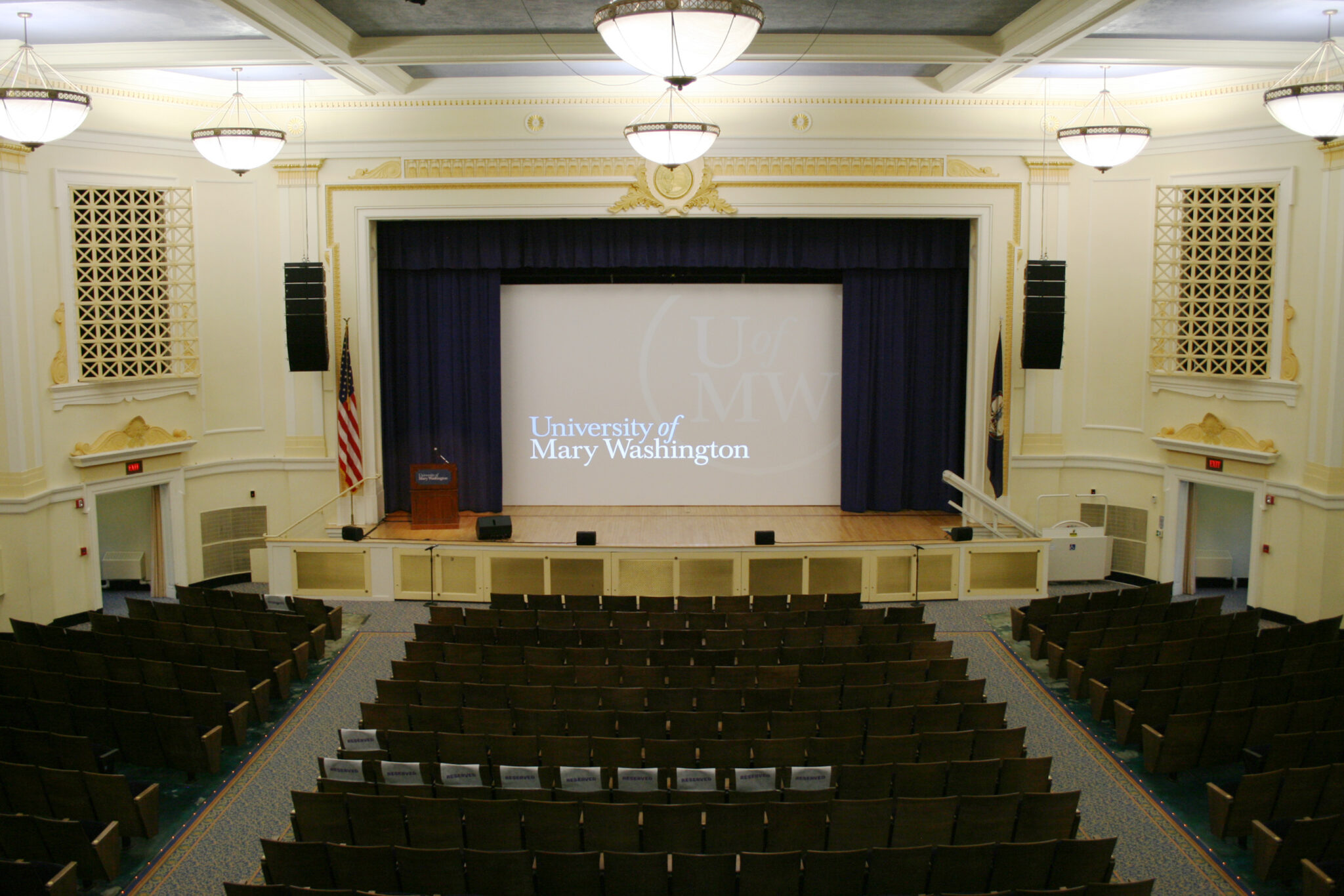 Professional audio system in a hall